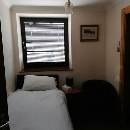 Granville Guest House Dyce Exterior foto
