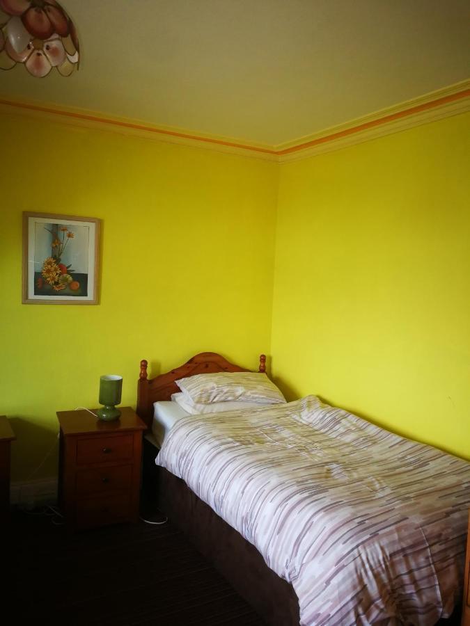 Granville Guest House Dyce Exterior foto